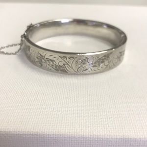 925 Sterling Silver Siam Hinged Bangle Bracelet